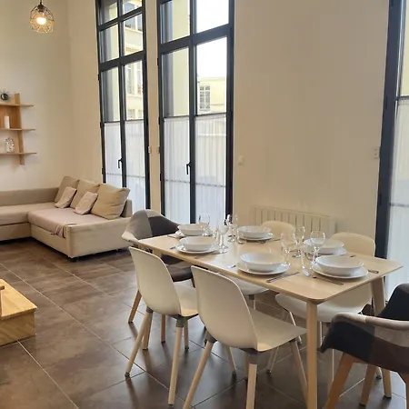 L'arbre - Privee - Parking Sur Reservation