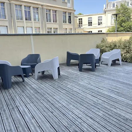 L'arbre - Privee - Parking Sur Reservation شقة لو مان